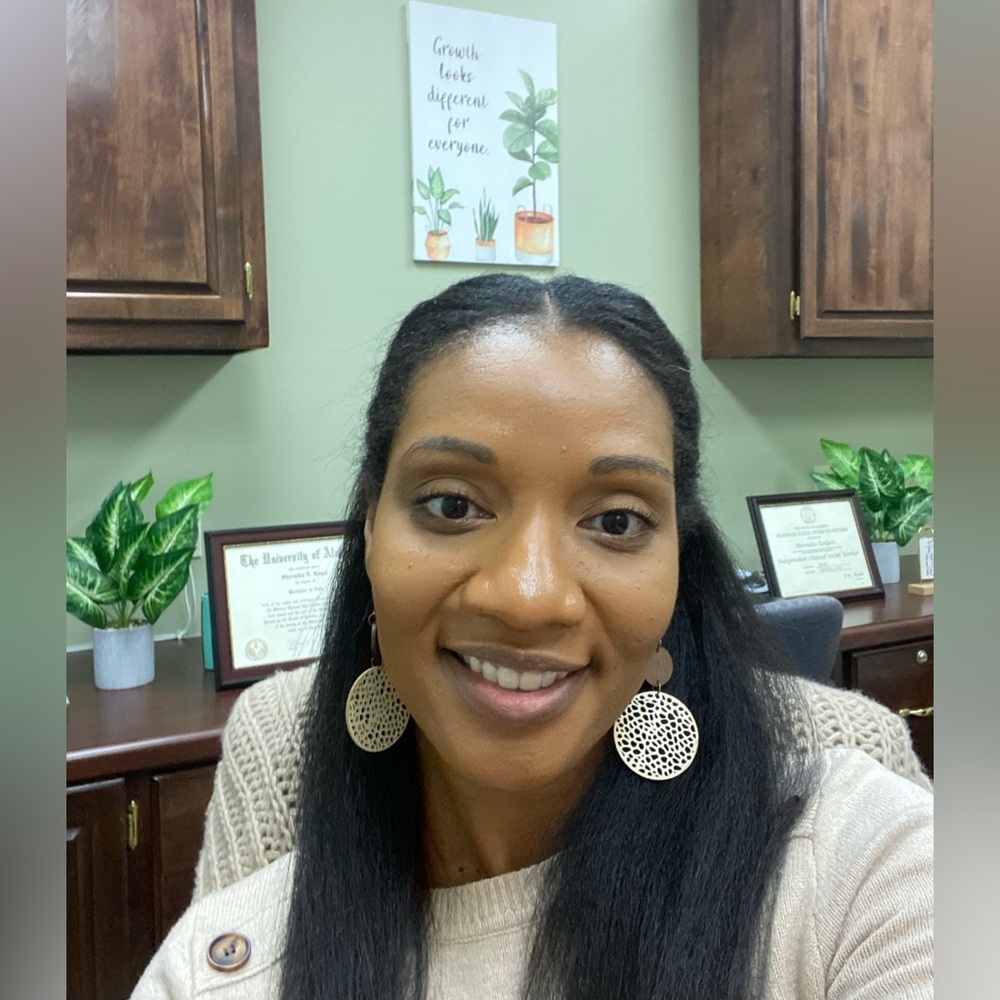 Meet your Posher, Shermika